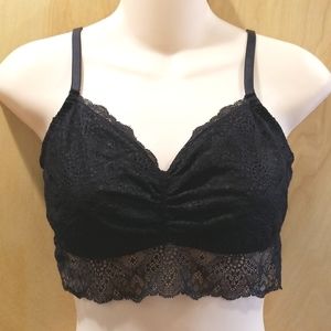 PINK Victoria's Secret Black Lace Bralette Large